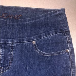High-Rise Bootcut Jeans- JAG